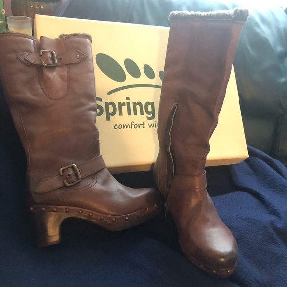 🤎 Beautiful Brown, Fur-lined, SpringStep Boots 🤎 - Picture 4 of 15